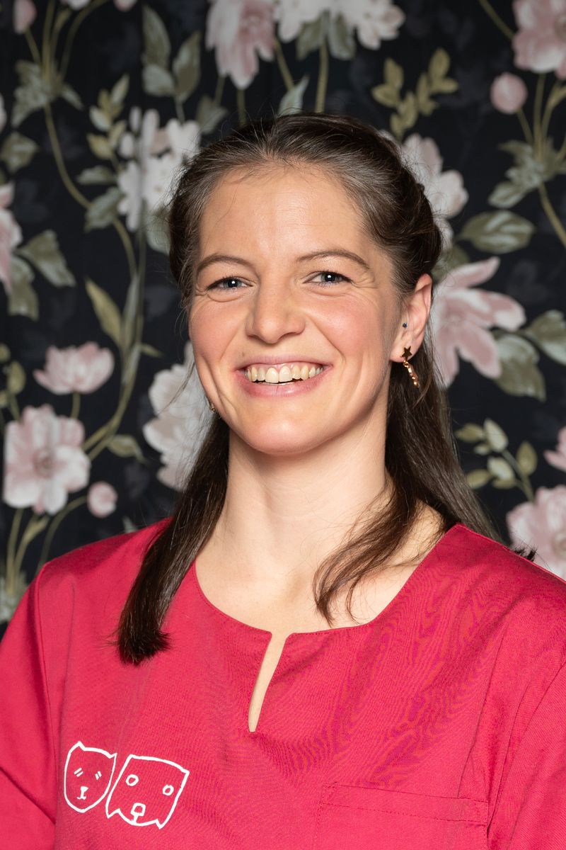 Tierpflegerin Constanze Vögel
